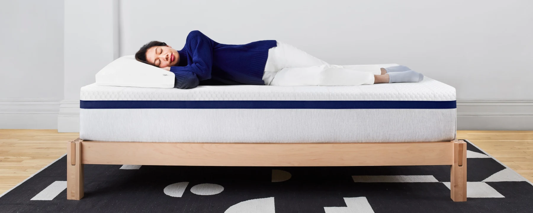 Hmarkento mattress with model